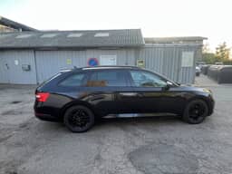 SKODA
SUPERB Thumbnail 5